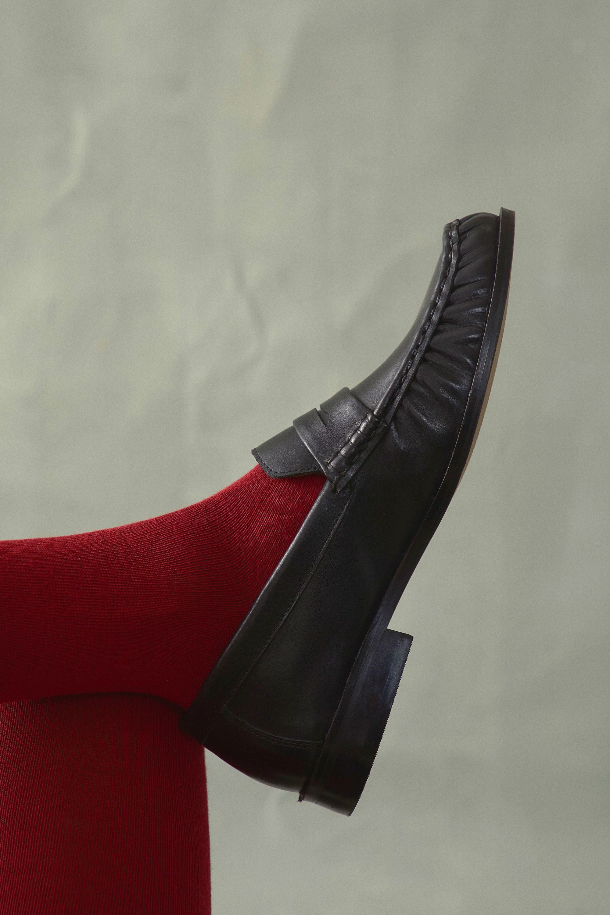 Ruched Penny Loafers in Black