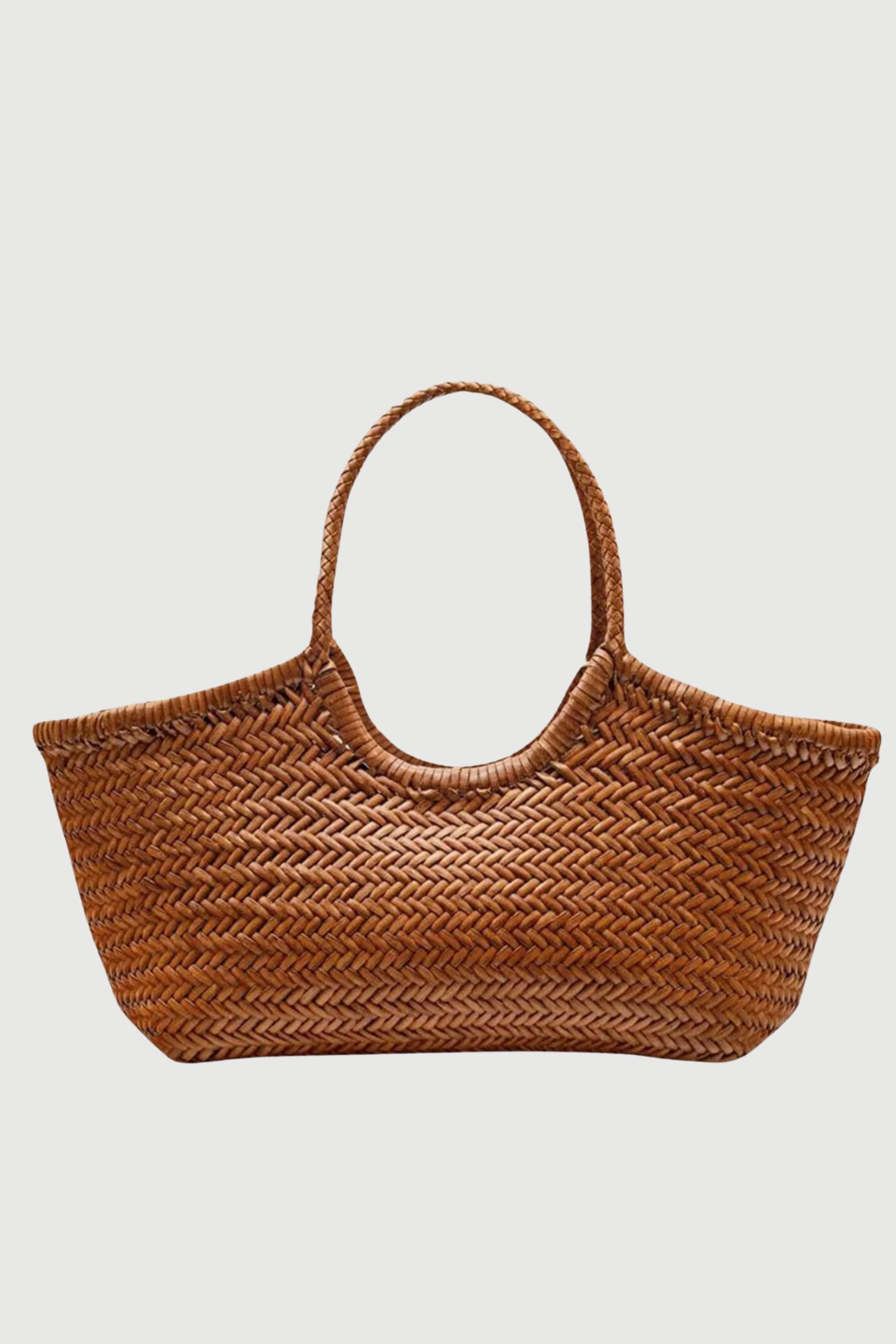 Foyer Tote in Timber Size-16