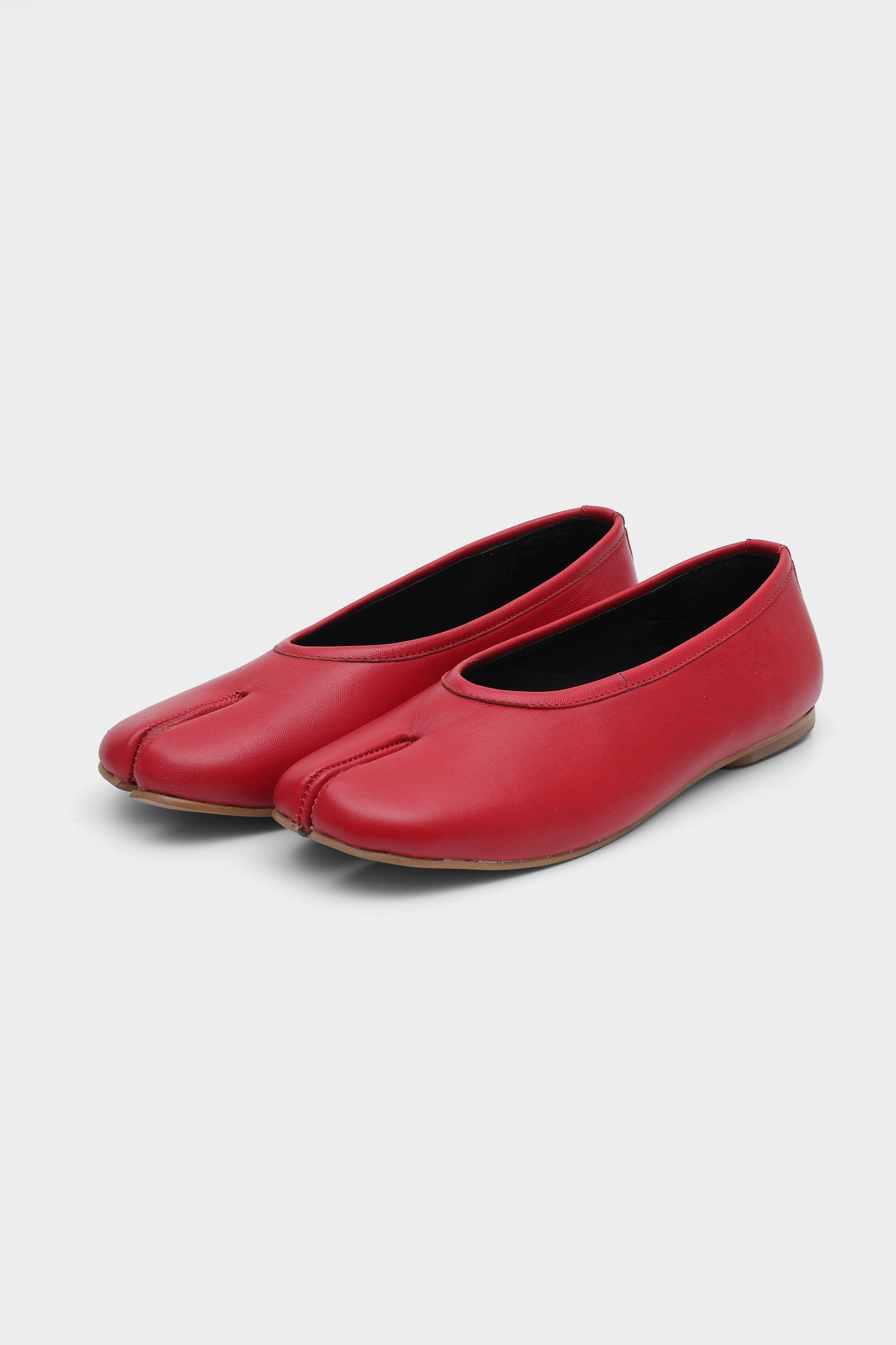The DUPE in Red Sheep Leather