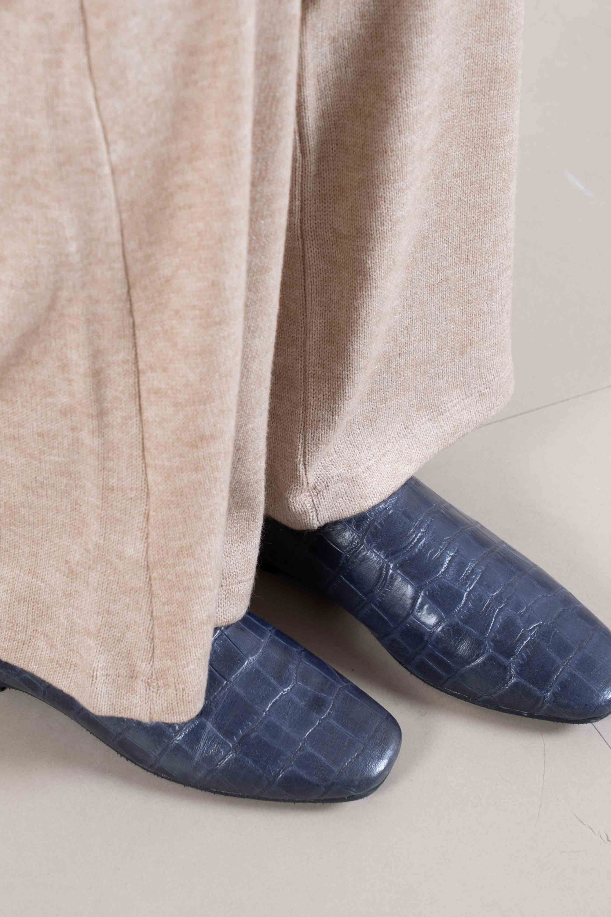 Croc Embossed City Loafer In Ink Blue