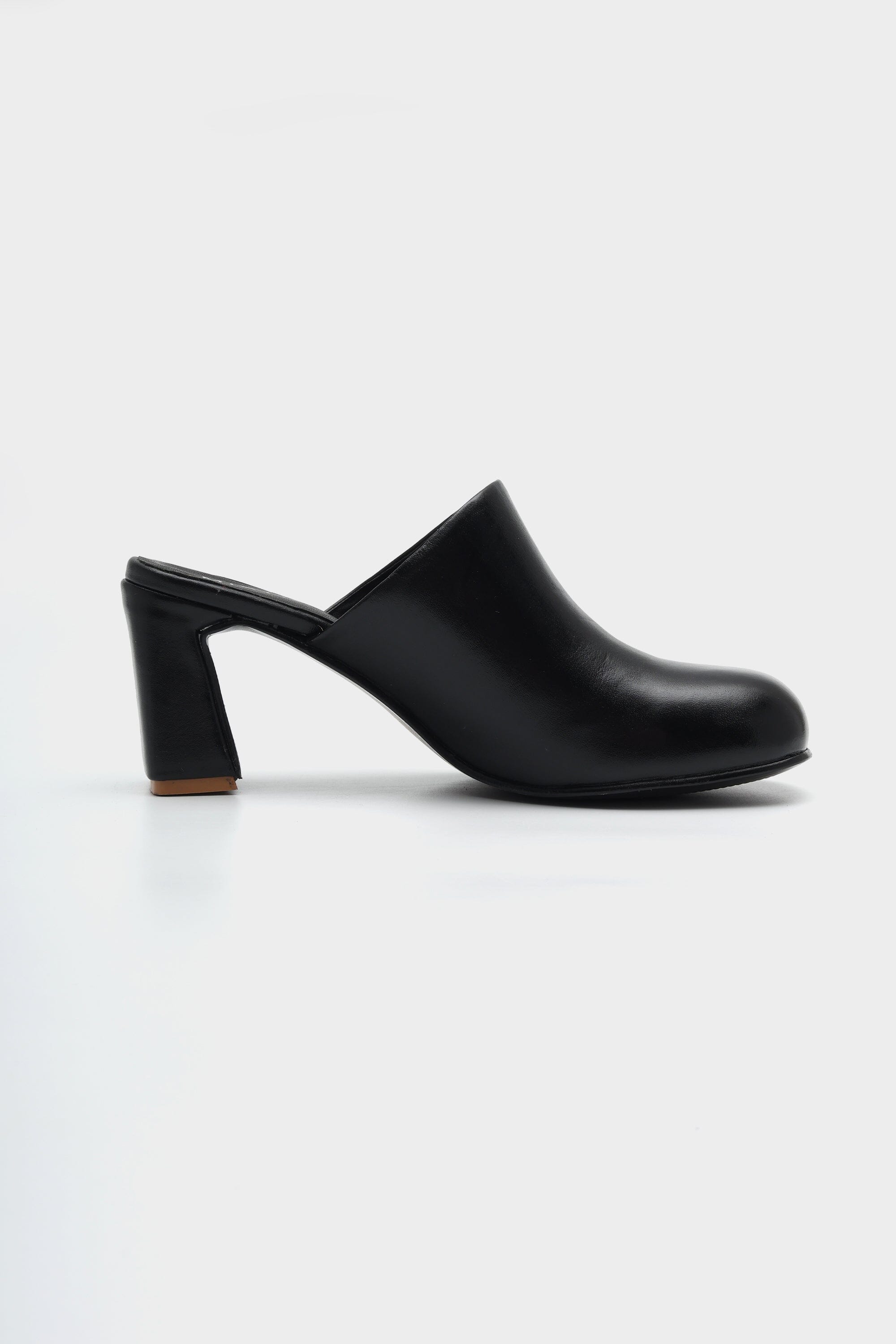 Black Block Mules