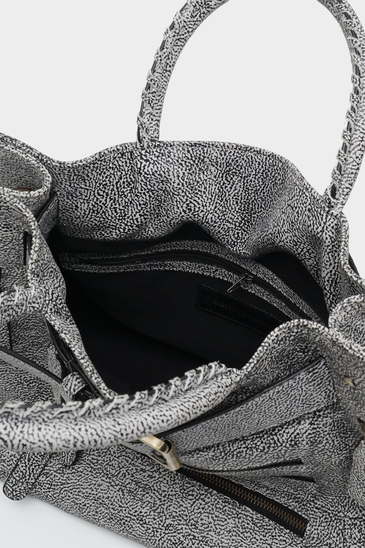 Cargo Tote in Pebbled Stonewash
