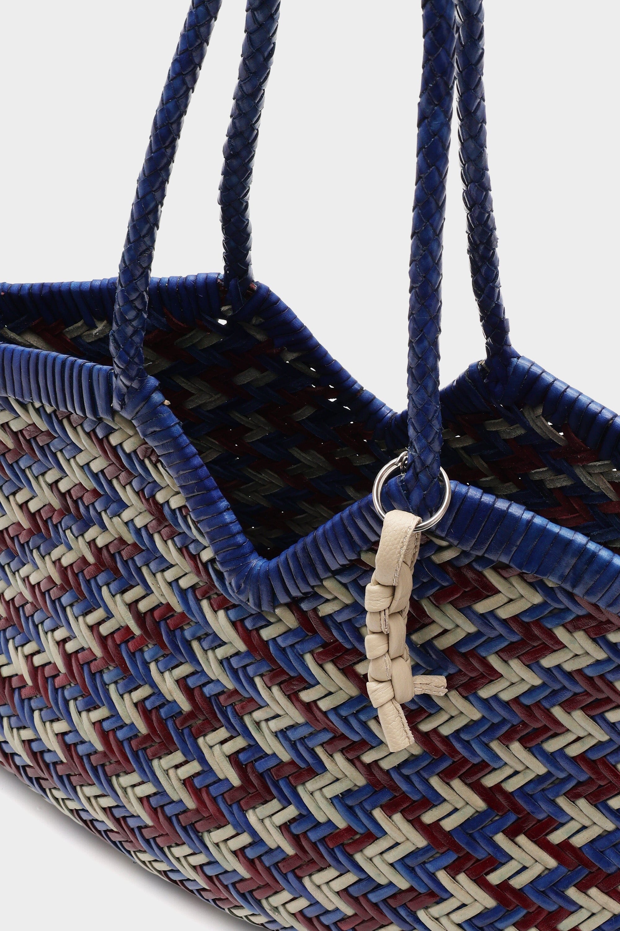 Foyer in Multi Colour | Prominent Colour Navy