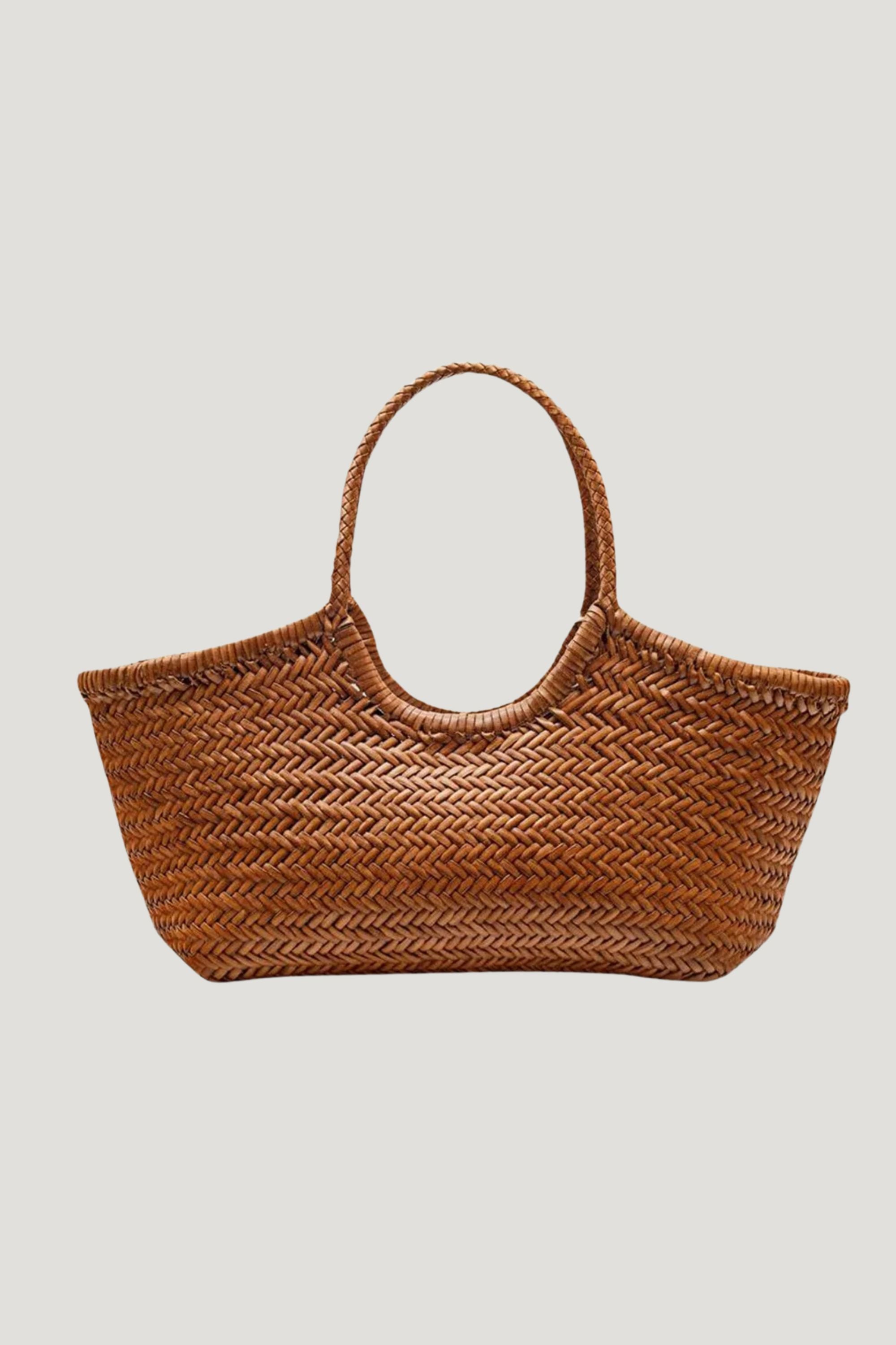 Foyer Tote in Timber Size-16