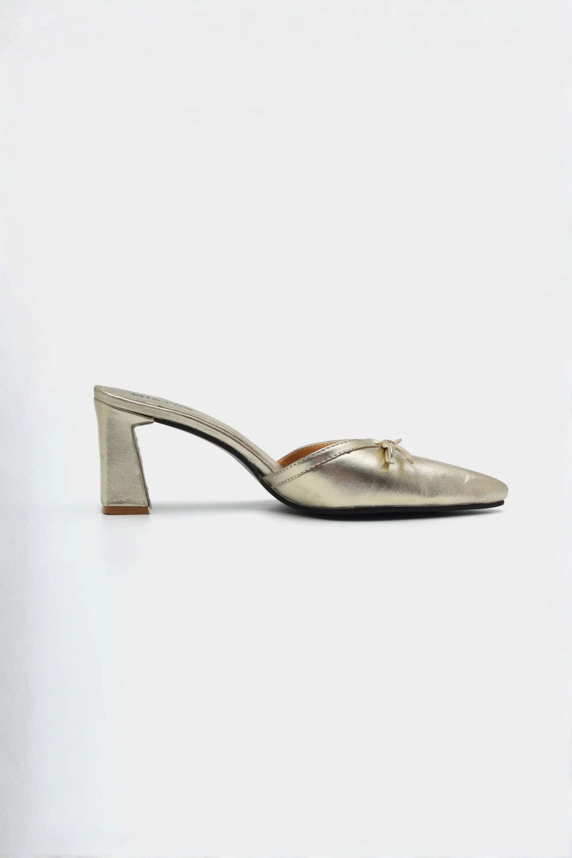 Rogue Sculpted Heels in Champagne
