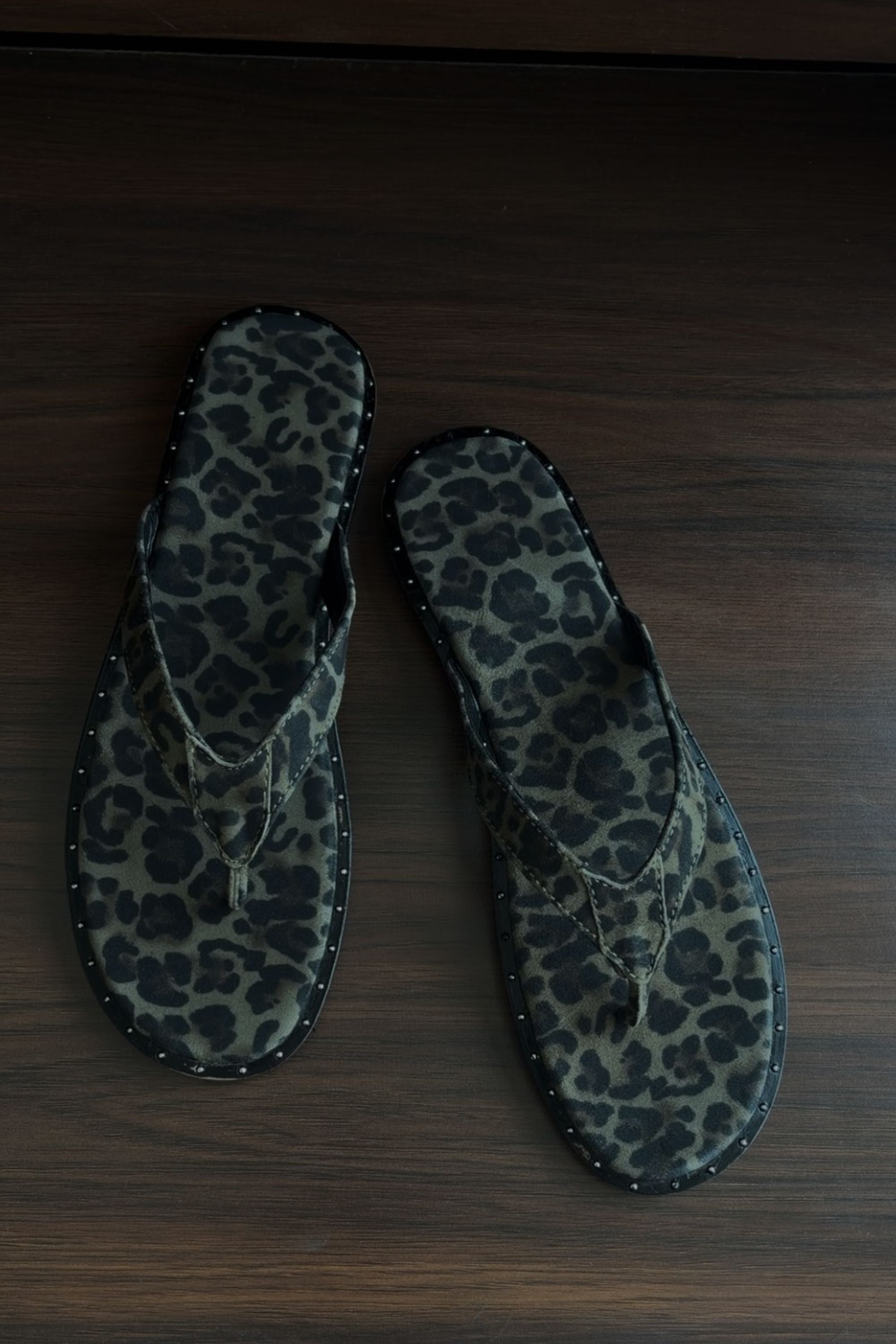 Bare Flip Flops in Sage Leopard