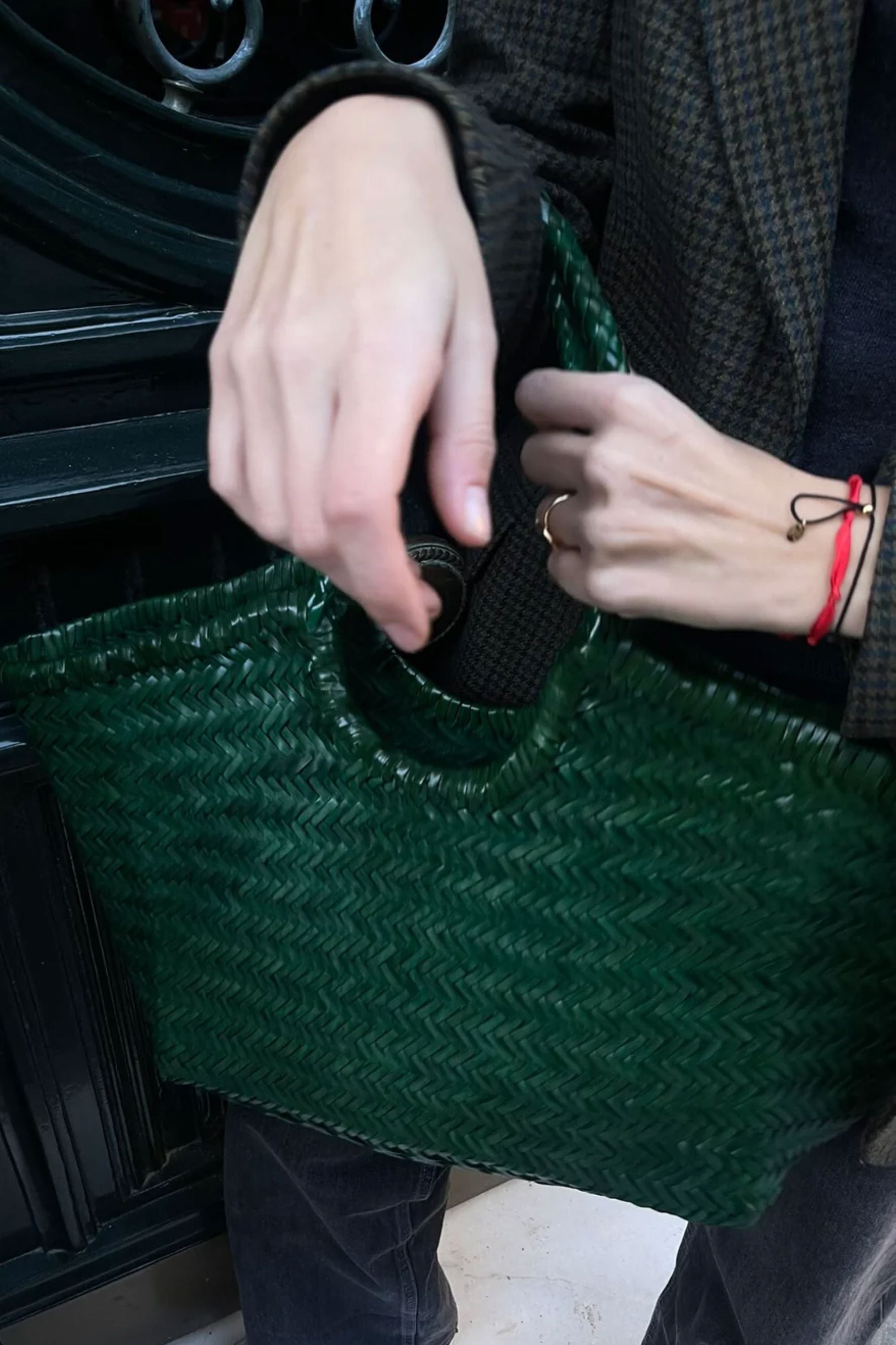 Foyer Tote in Jade Size-16