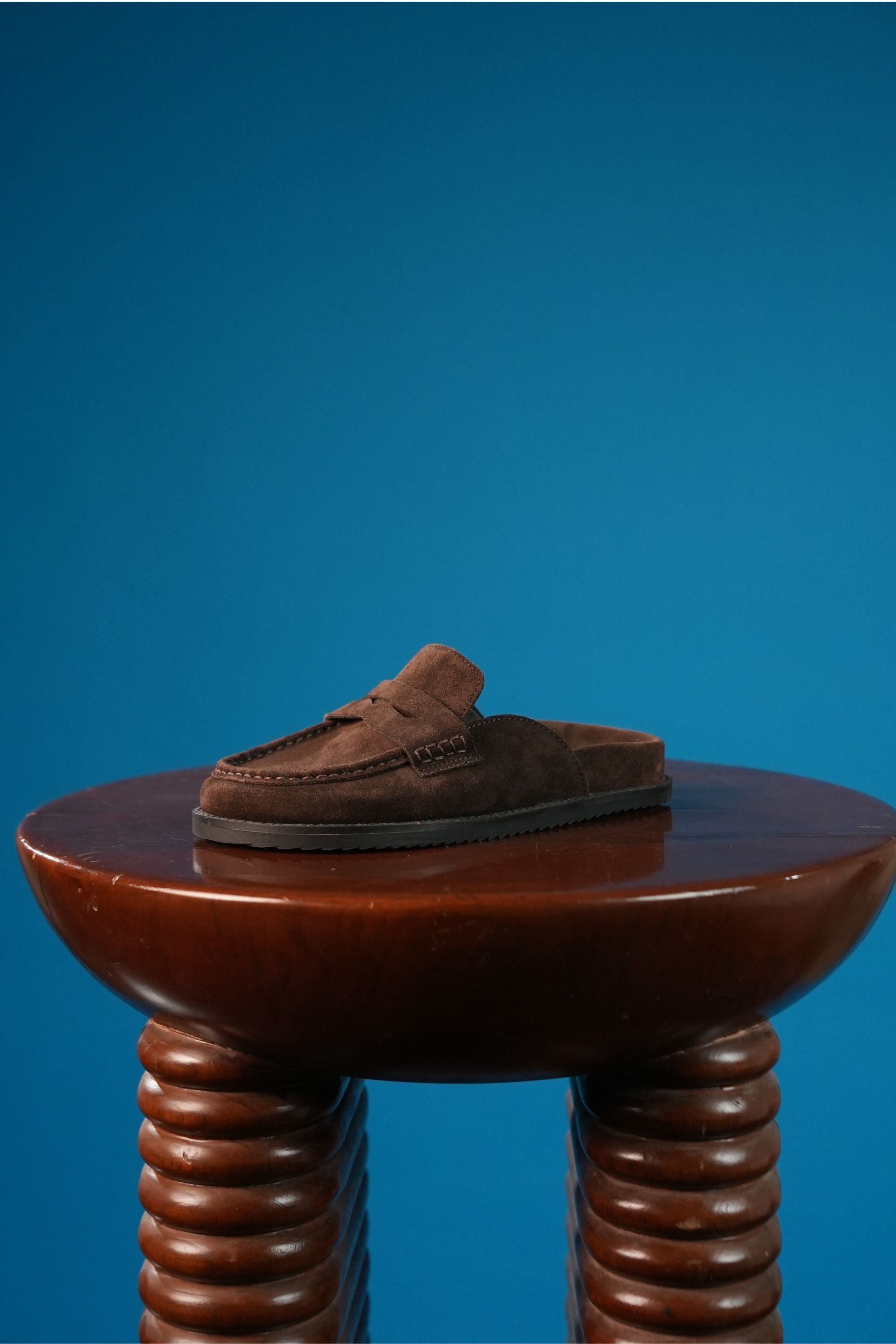 Suede Albas in Umber