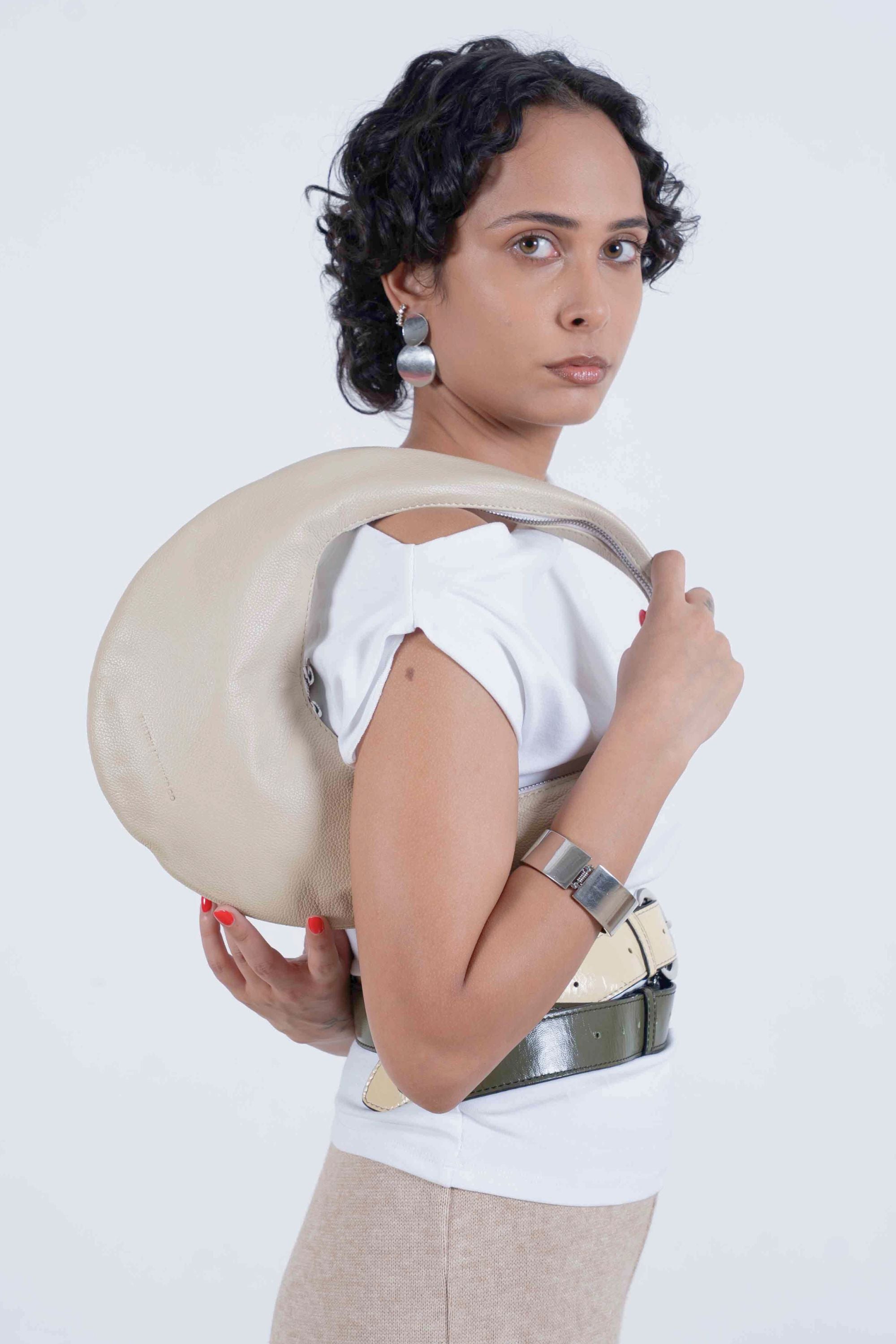 The Sloane Bag with Zipper Details in Off White