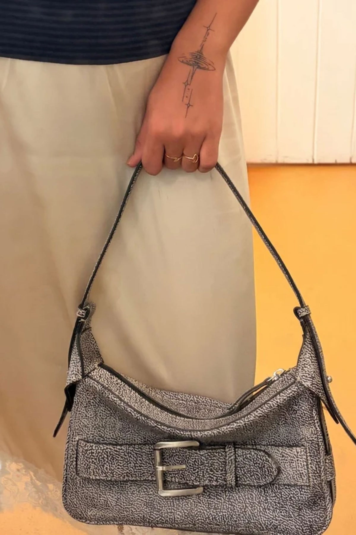 Soft Baguette in Pebbled Stonewash