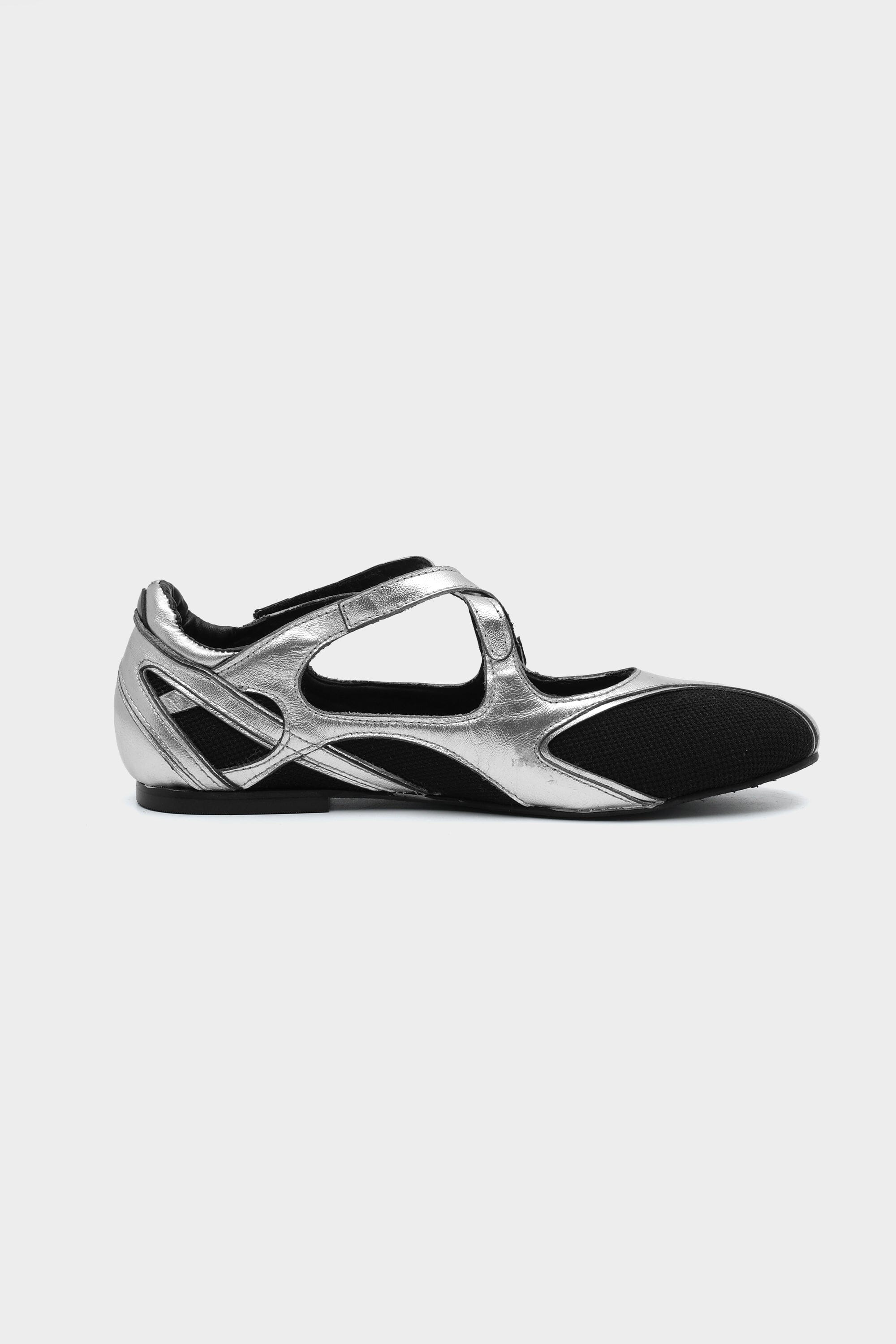 Sneakerina in Silver Mesh