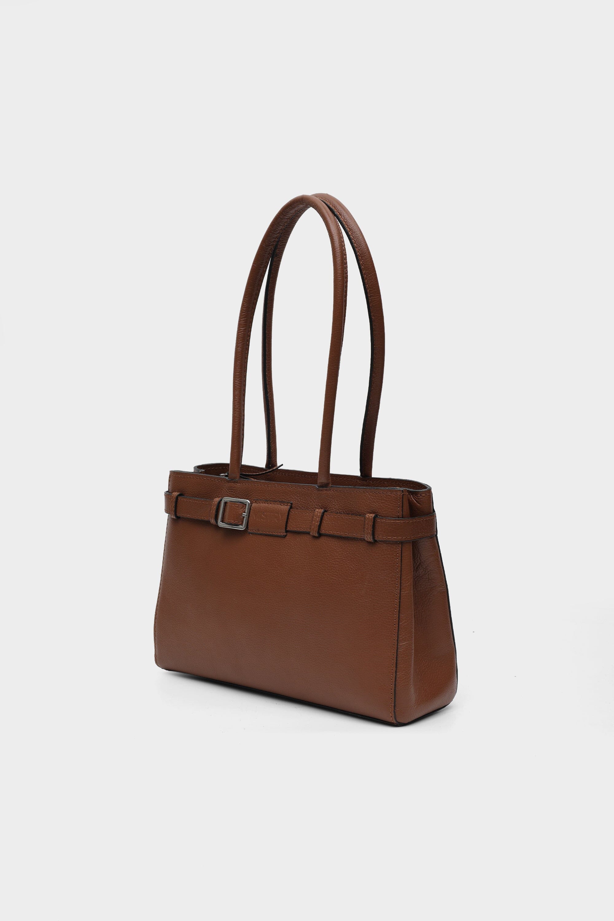 Levi Shoulder Bag in Tan