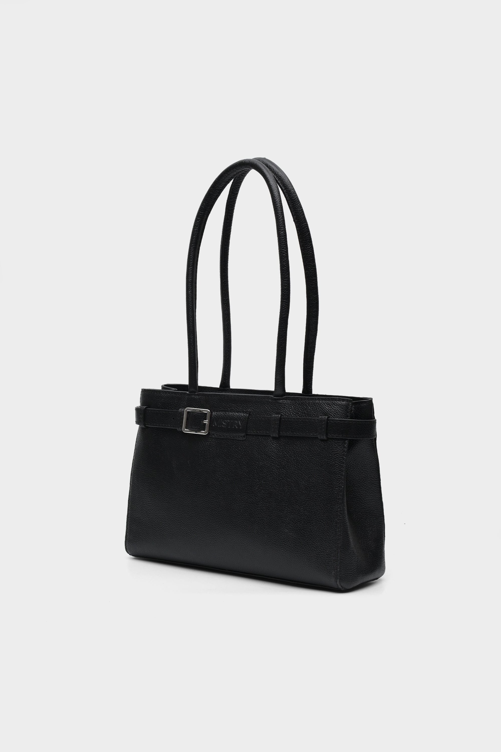 Levi Shoulder Bag in Black