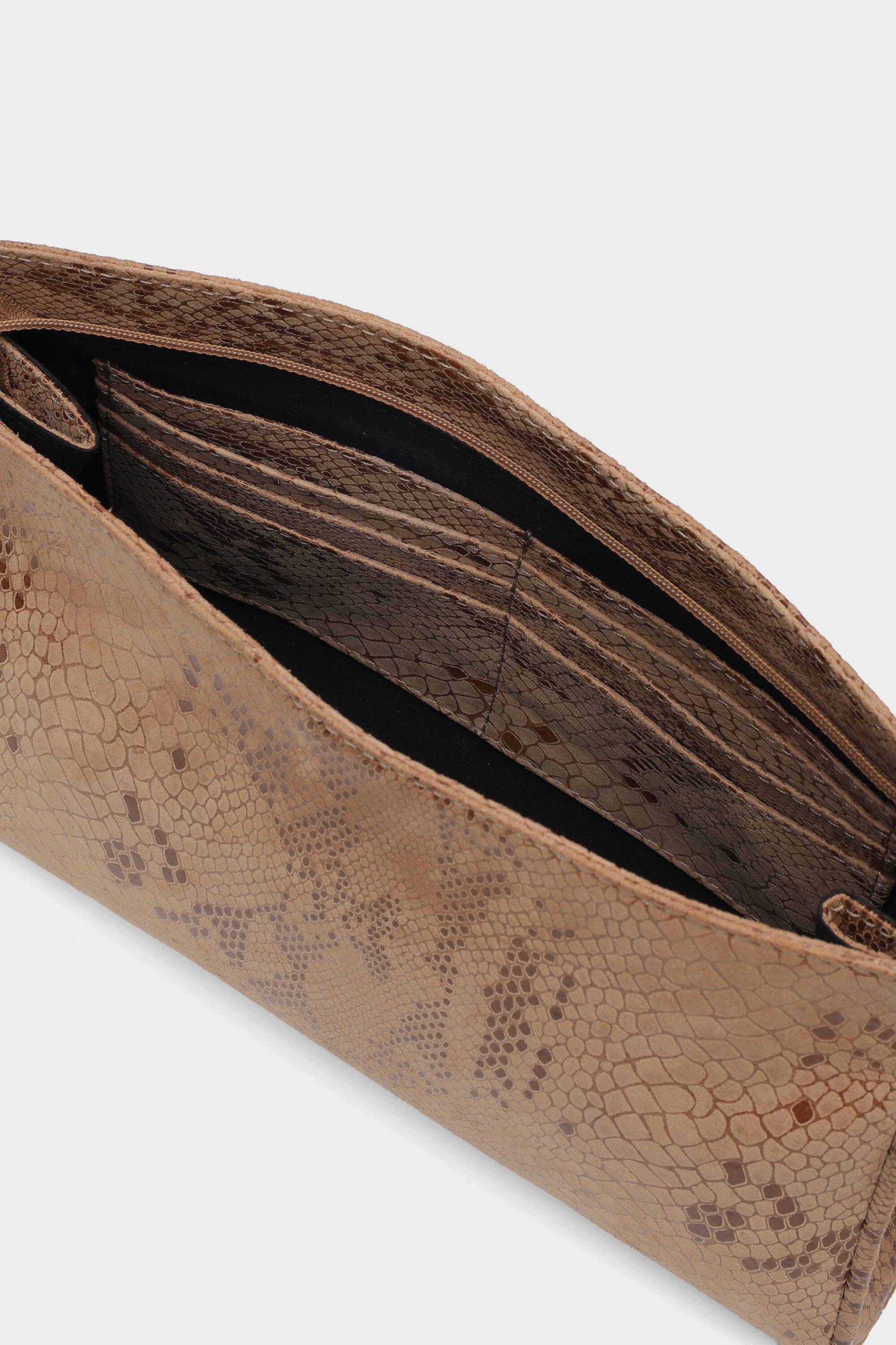 Trapeze Clutch in Brown Snake